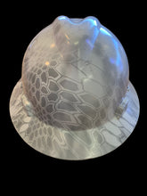 Load image into Gallery viewer, Custom Hard Hat Yeti Camo Hydro Dipped Full Brim MSA VGard
